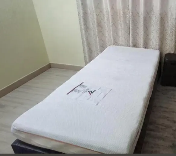 Cool memory foam mattress 