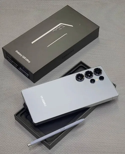 Affordable Galaxy S25 ultra 256gb / iPhone 16 pro max 256GB