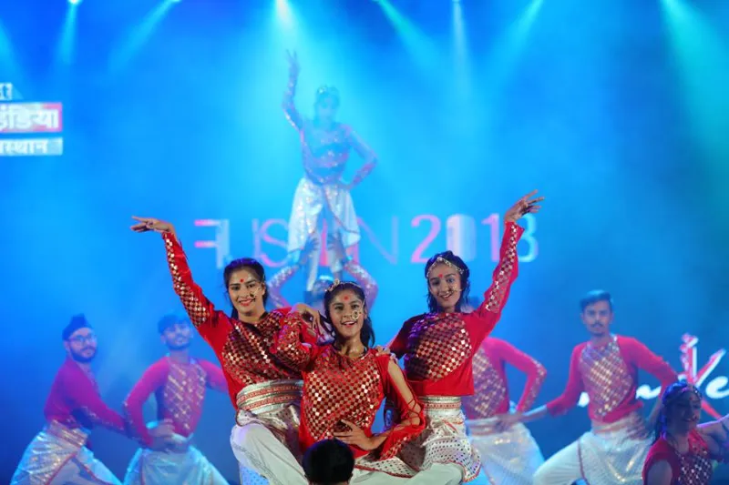 Jazz Dance Class In Mansarovar – Buskers Dance Institute