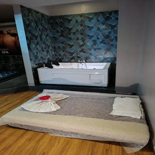 Oceanic Spa - Spa In Bandra, Mumbai