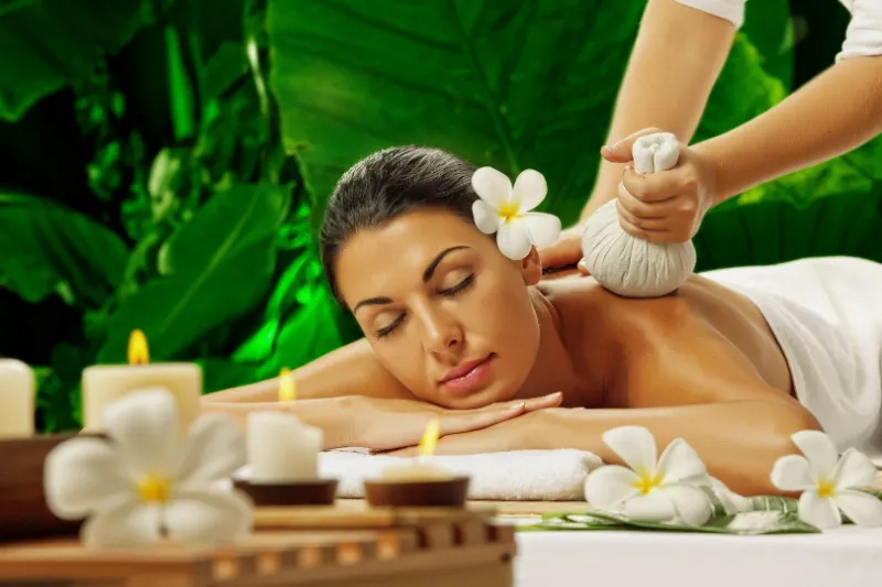 Professional Spa Services in Connaught Place