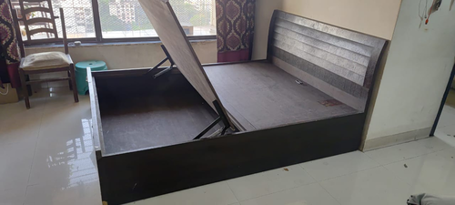 Buy And Sell Furniture & Household Items