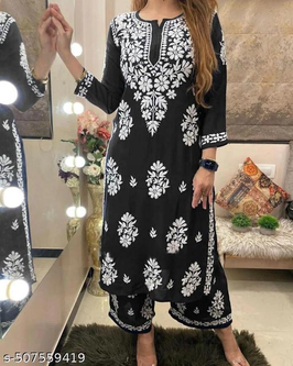 Women chikan kari kurta set