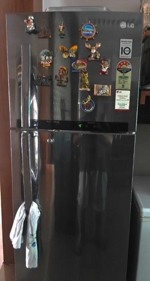 EXCELLENT CONDITION LG 360L FRIDGE