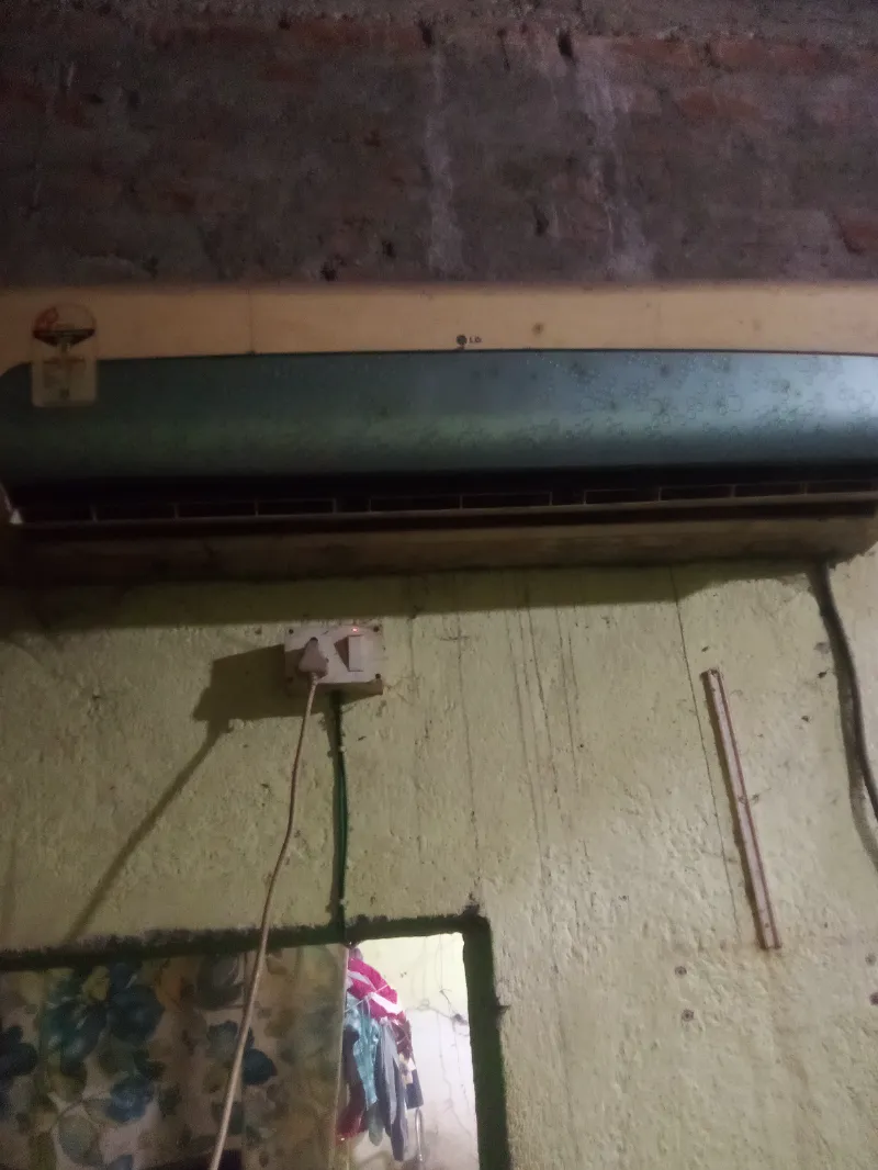 Ac split