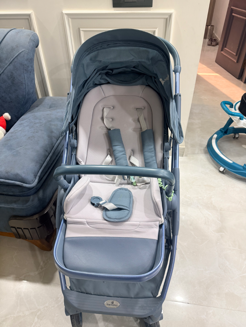 Stroller 