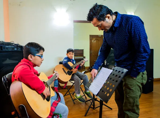 Best Guitar Classes In Golf Course Extension Road 