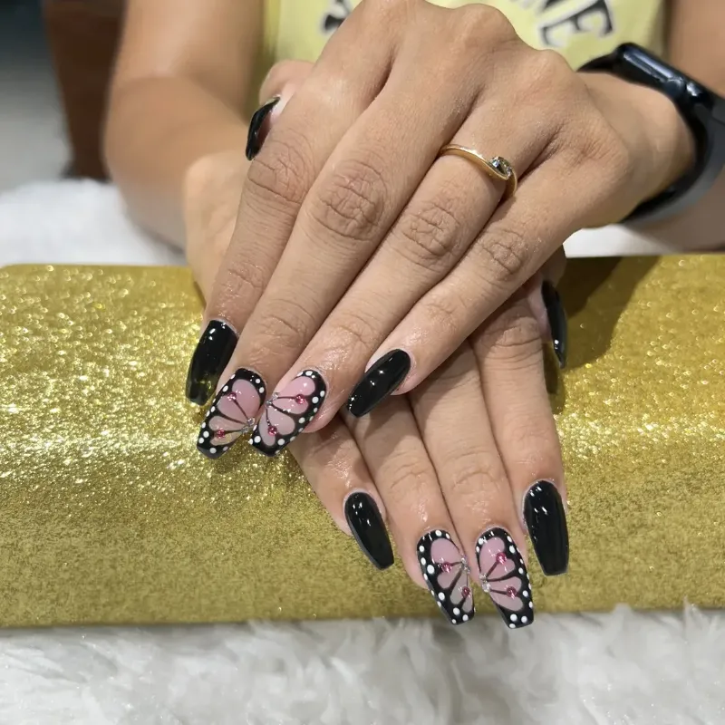 Jayshri's Studio | Ladies Salon