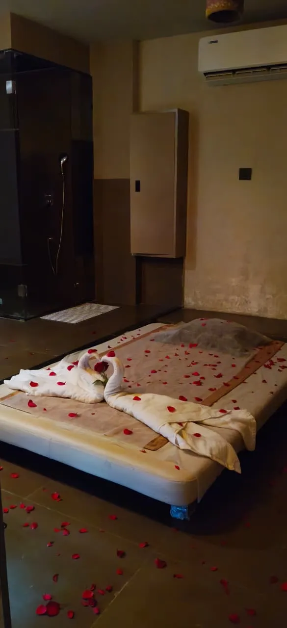 Blue Lotus Spa In Malad