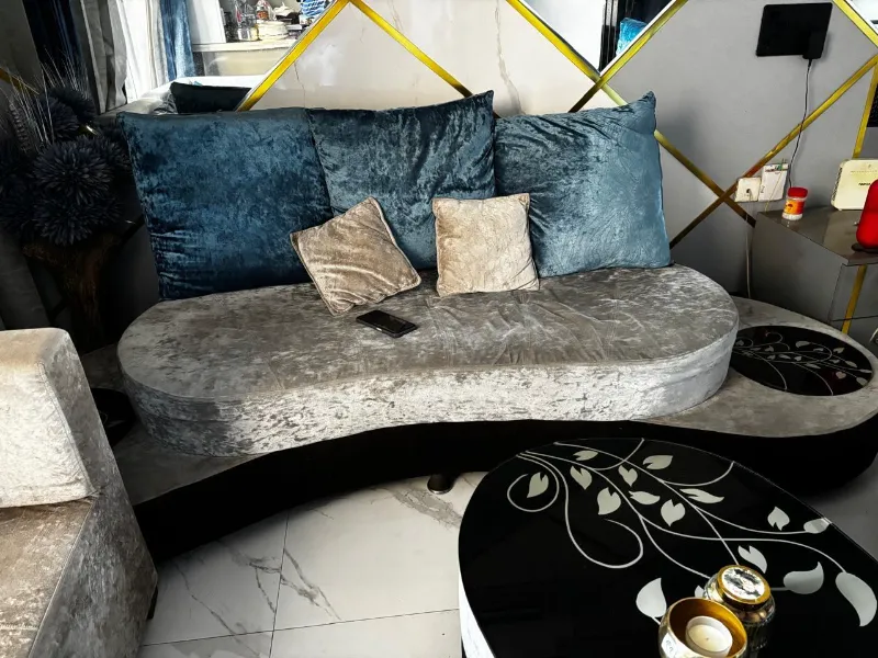 SOFA - 9 SEATER