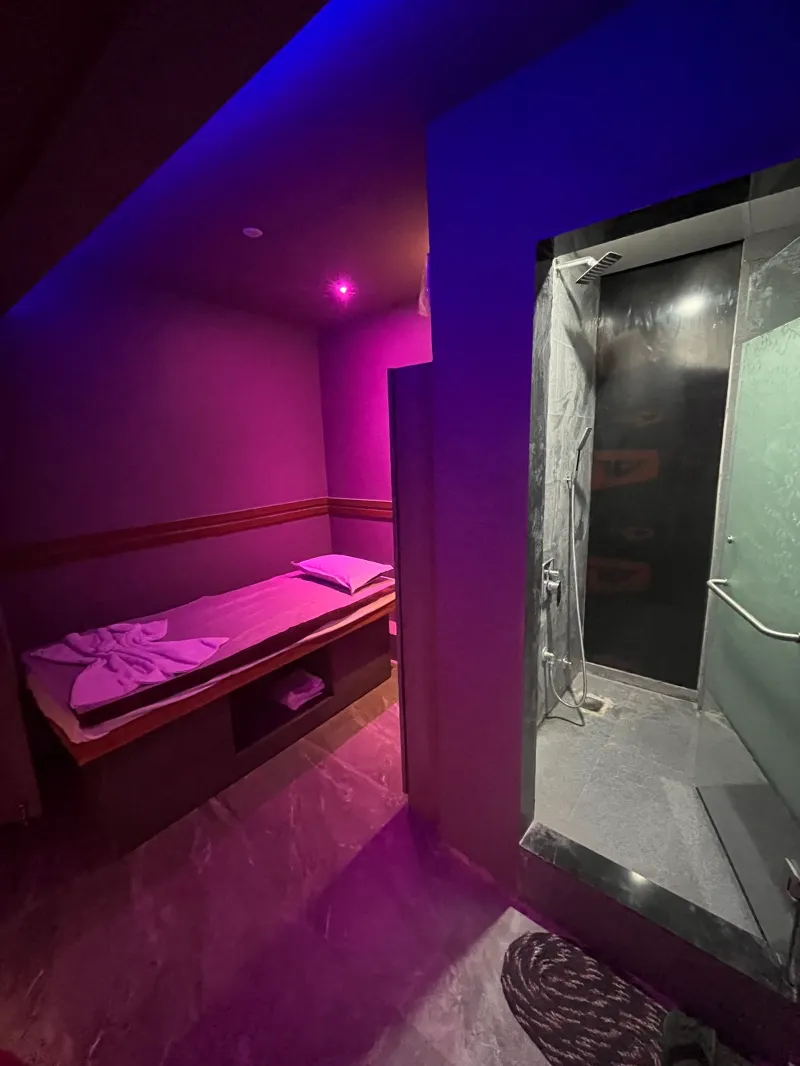 Zaara Spa In Mira Road