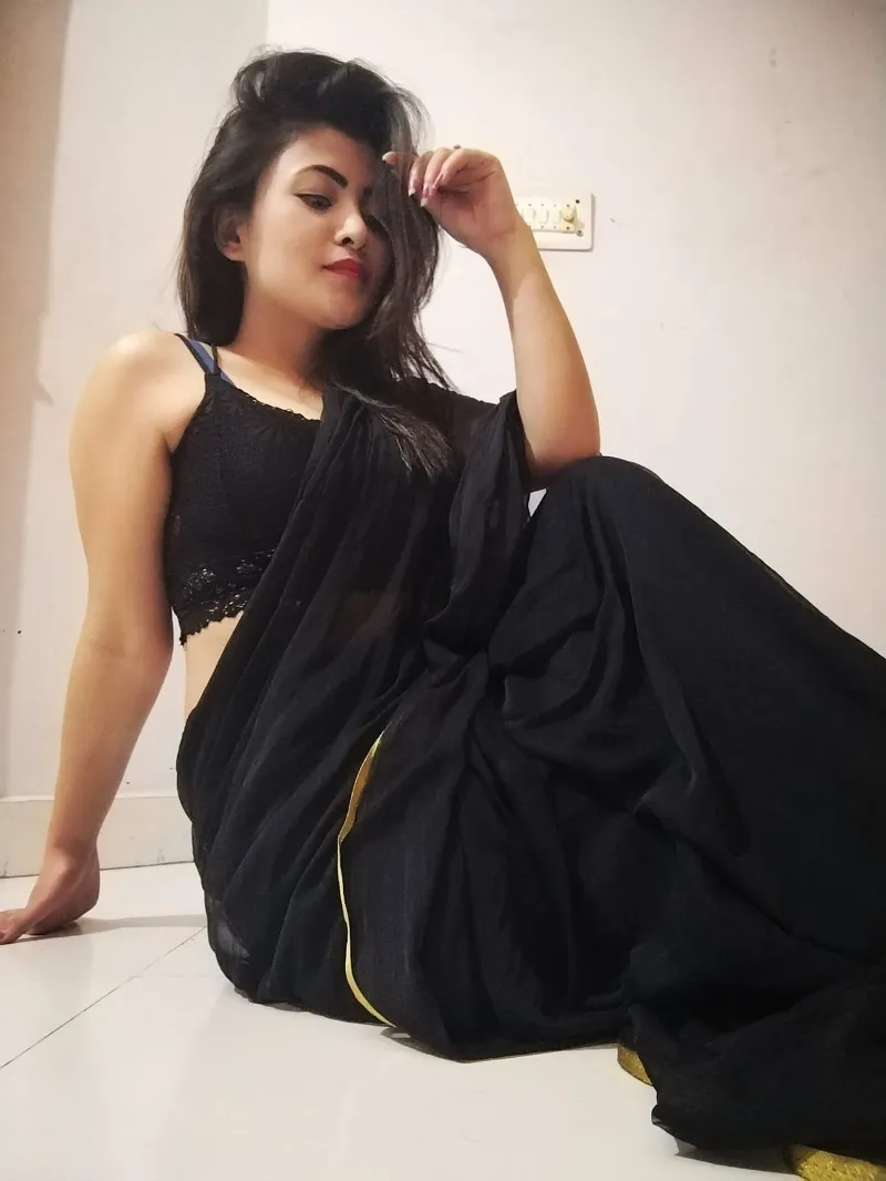 SASTI call girls Sainik Farm 9953056974 Low Price Call Grils IN Delhi