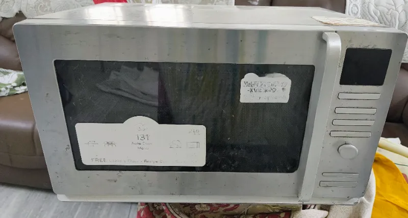 LG Microwave oven 
