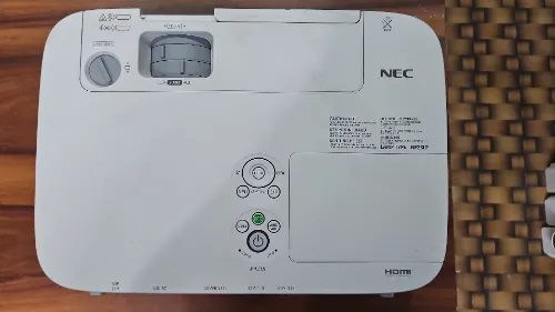 Projector nec 451x 